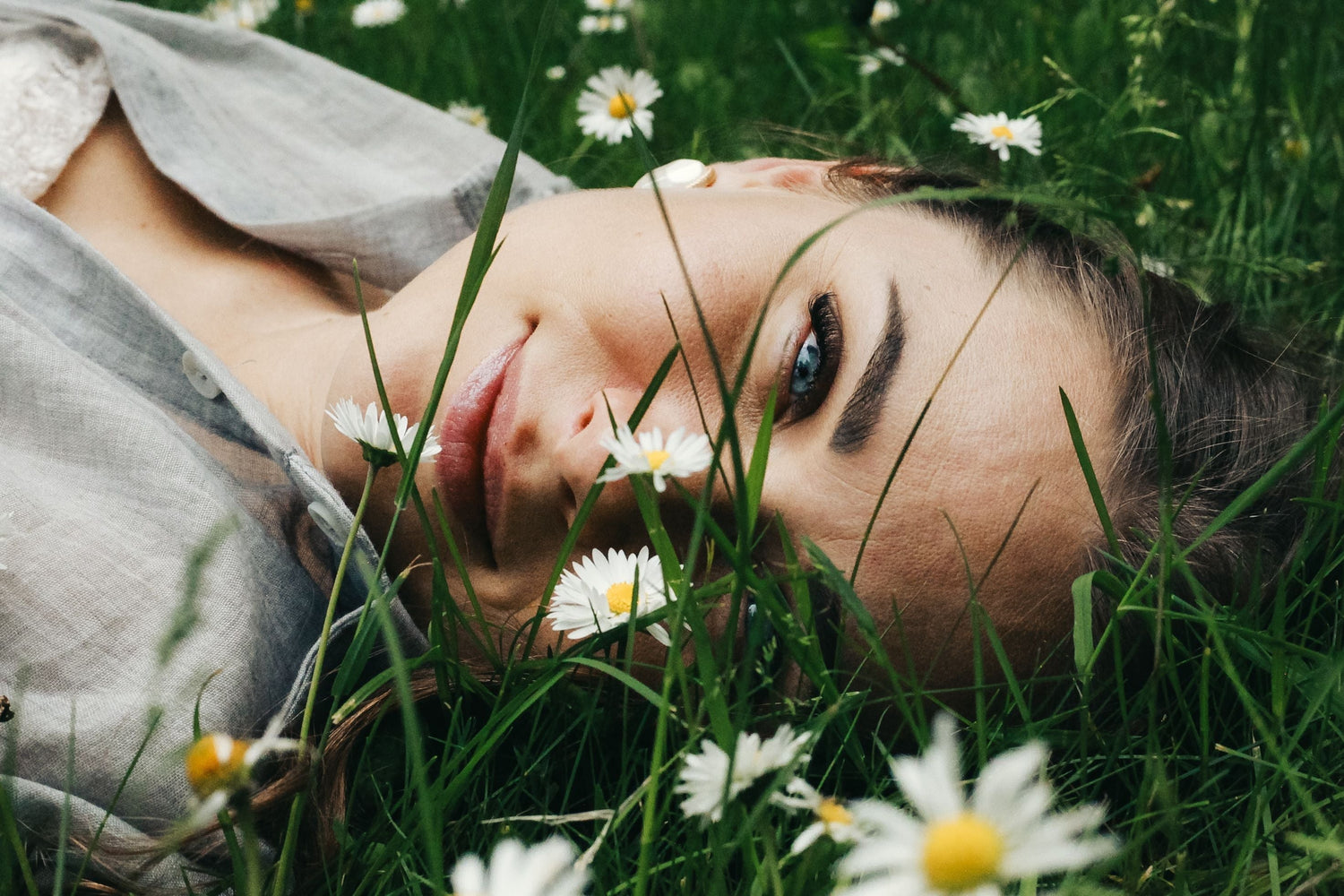 ¿Tu piel está asfixiada? Cómo pasarte a la cosmética orgánica sin dramas: Guía de transición.