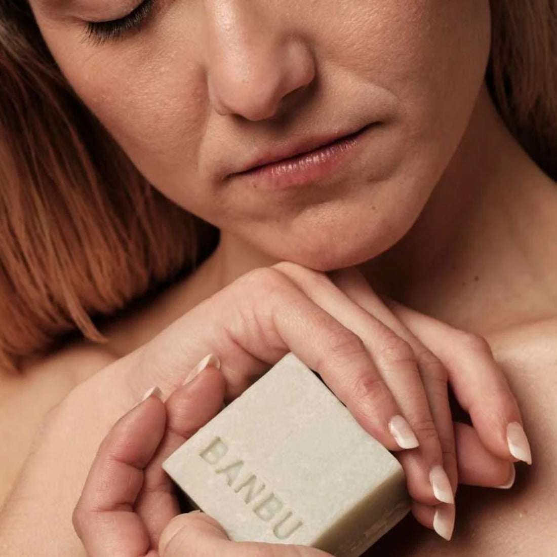 Mousse facial sólido hidratante Aura