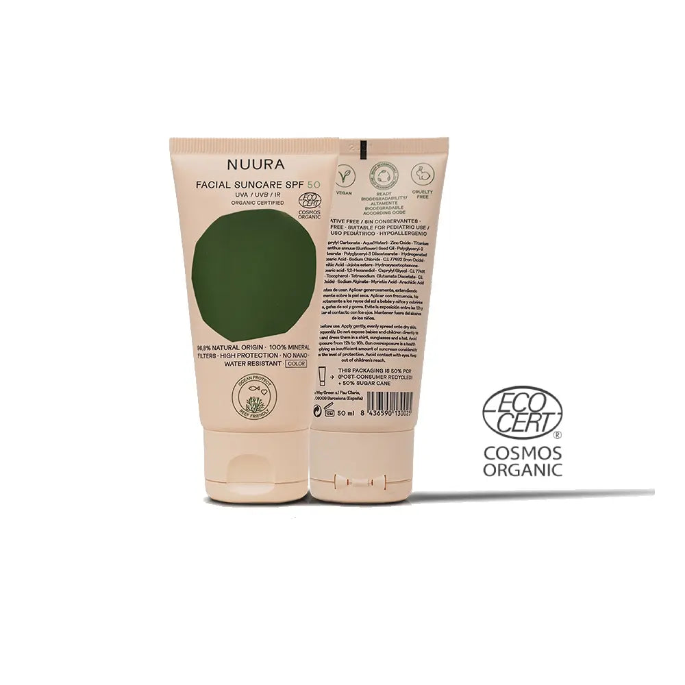 Crema solar facial fluida con color SPF 50 de Nuura en envase sostenible