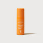 Frasco naranja del Sérum Booster con Vitamina C al 30% de Novexpert sobre fondo claro.